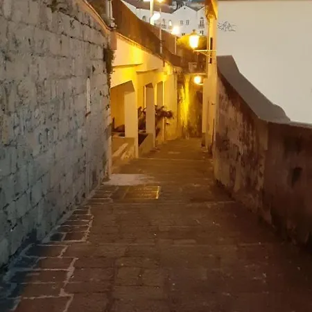 Centro Storico Vista Mare Alloggio in famiglia Salerno